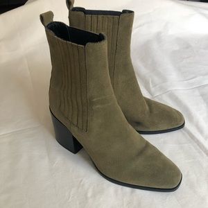 Aeyde olive green suede boots